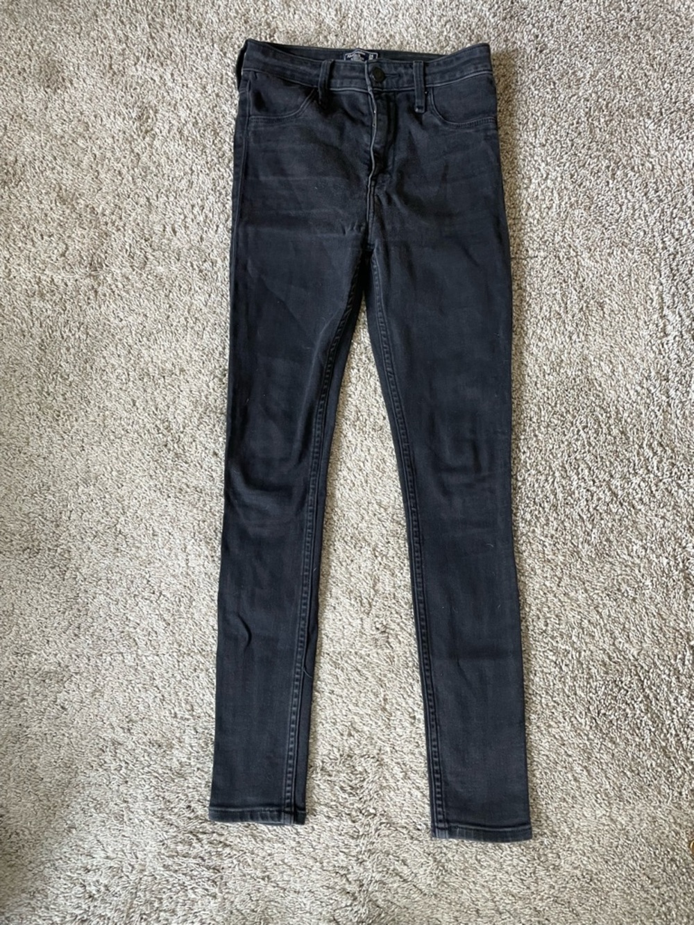 Abercrombie & Fitch Black Skinny Women's Jeans